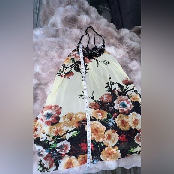 Gorgeous Bloomsbury Dress - Picture 13 of 16